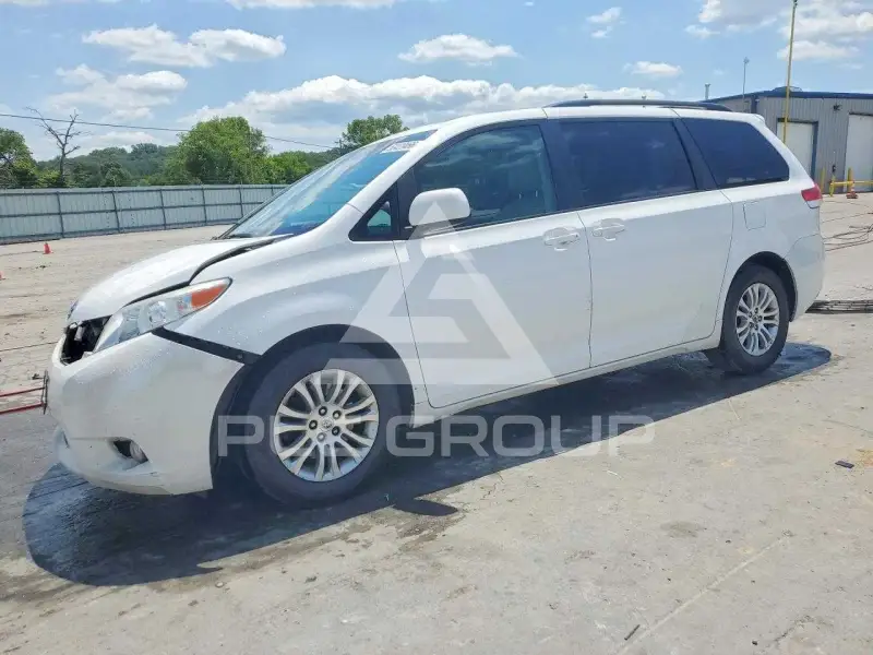 2014 Toyota SIENNA фото