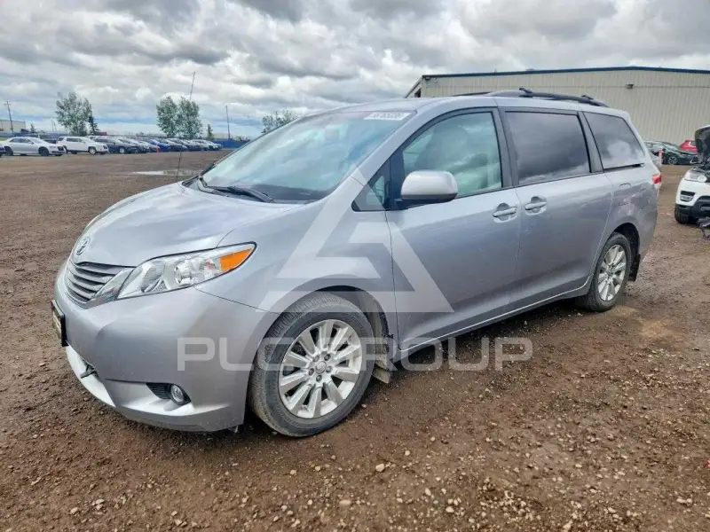 2014 Toyota SIENNA фото