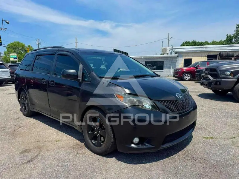 2014 Toyota SIENNA фото