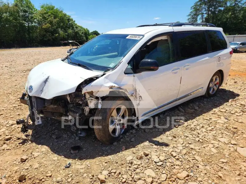 2014 Toyota SIENNA фото