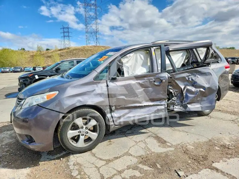 2014 Toyota SIENNA фото