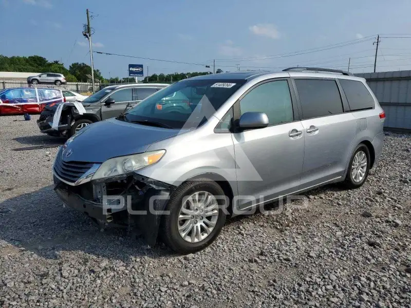 2014 Toyota SIENNA фото