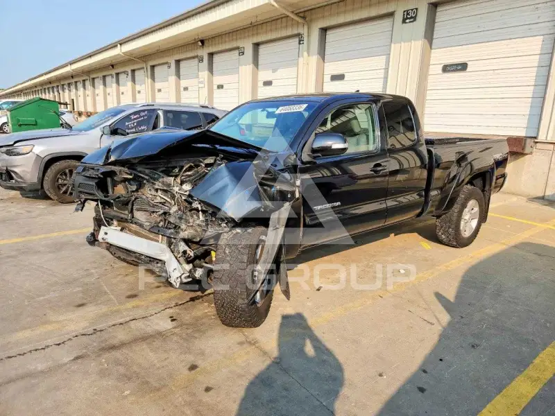 2014 Toyota TACOMA photo