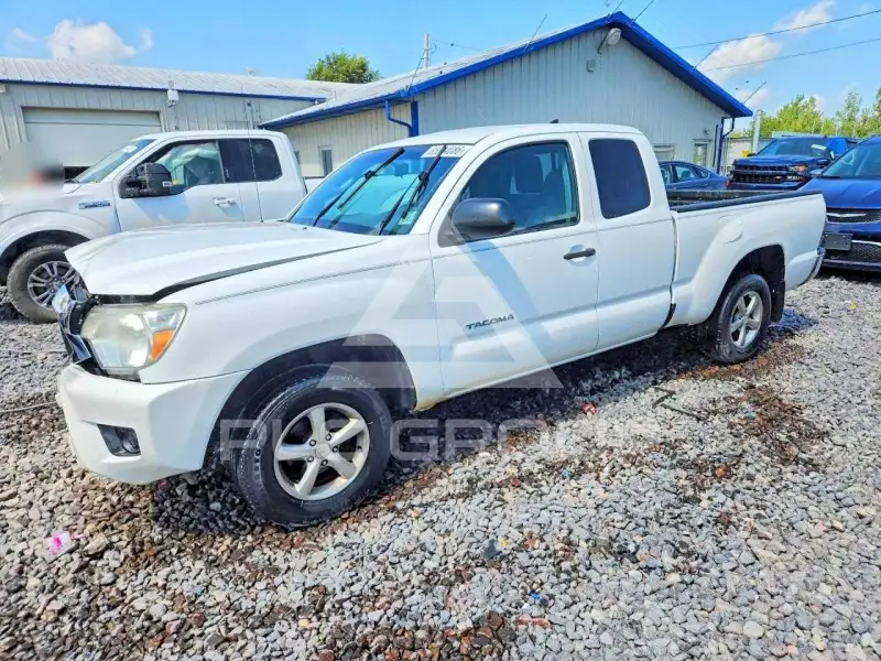 2014 Toyota TACOMA photo