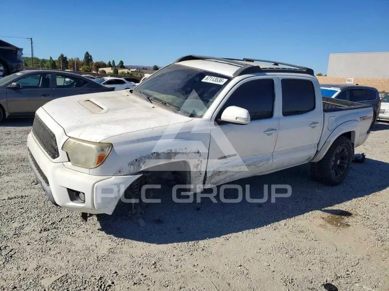 2014 Toyota TACOMA photo