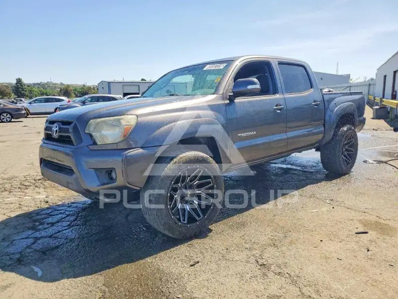 2014 Toyota TACOMA photo