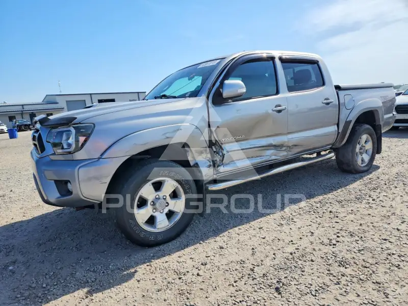2014 Toyota TACOMA photo