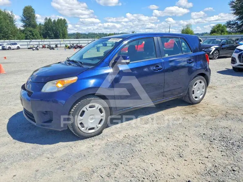 2014 Toyota SCION photo