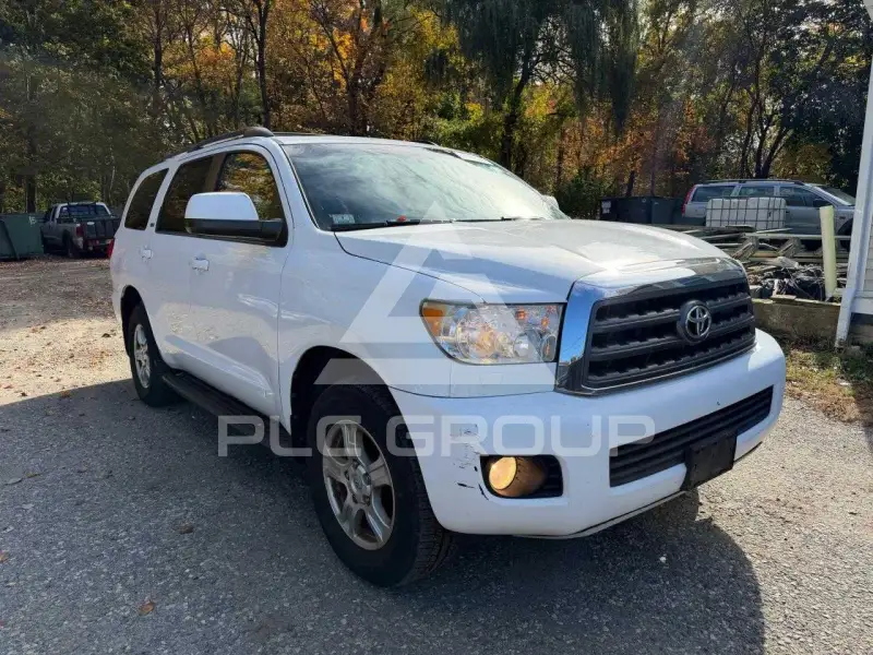 2014 Toyota SEQUOIA photo
