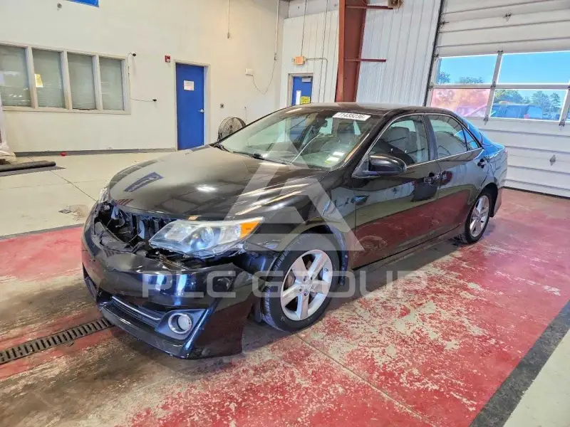 2014 Toyota CAMRY photo
