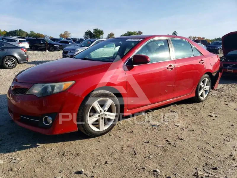 2014 Toyota CAMRY фото