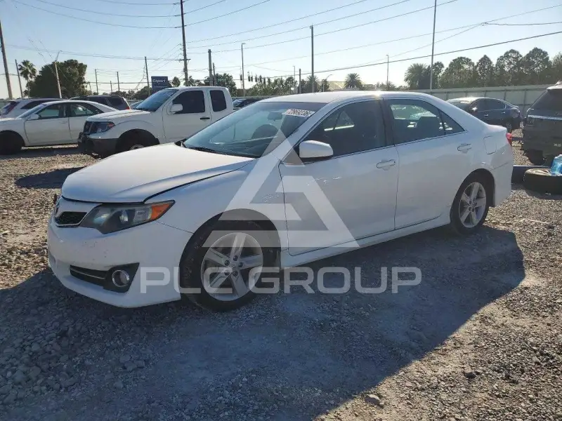 2014 Toyota CAMRY фото