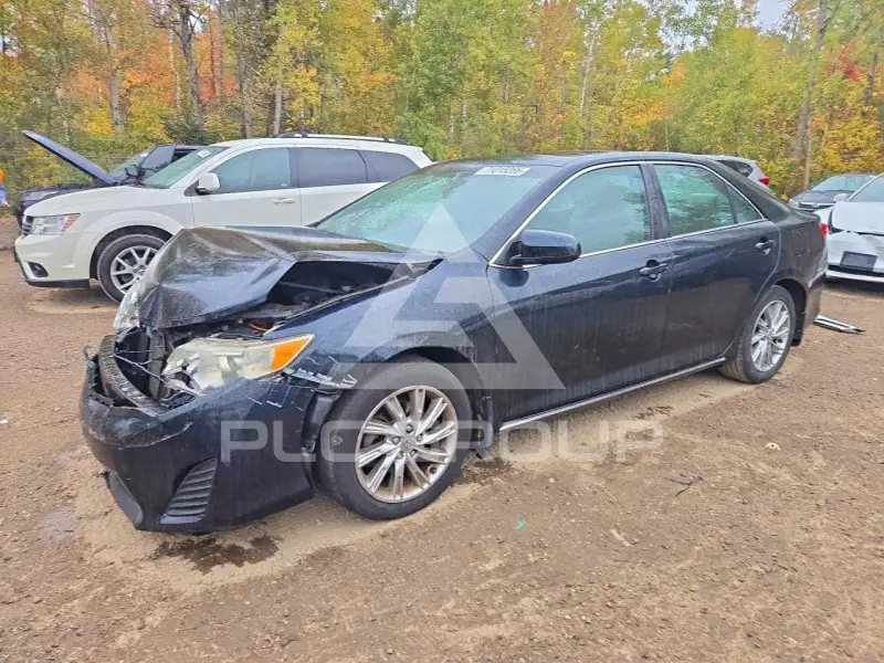 2014 Toyota CAMRY фото