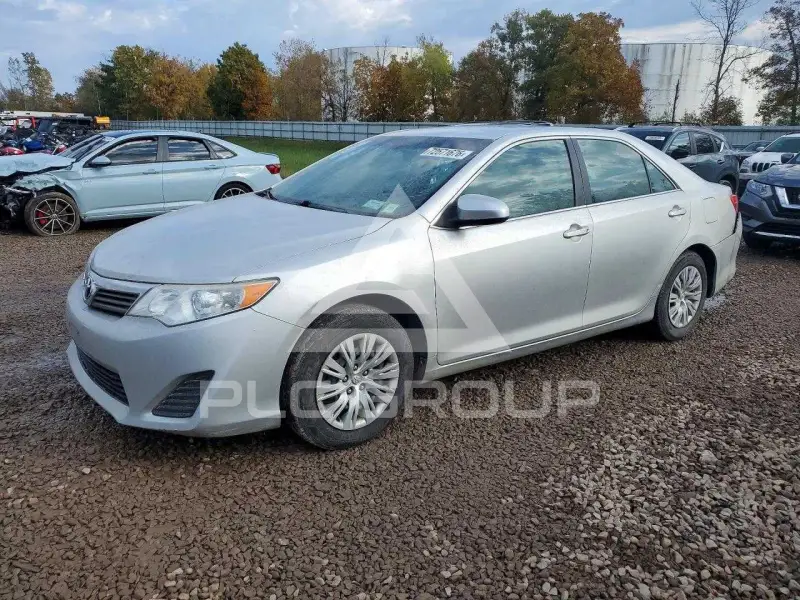 2014 Toyota CAMRY photo