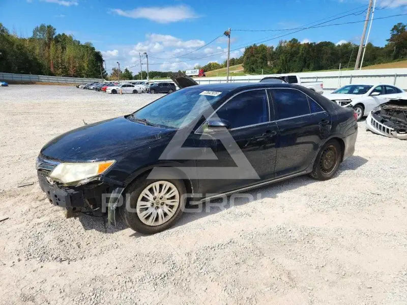 2014 Toyota CAMRY фото