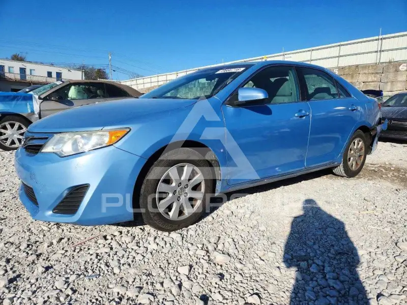 2014 Toyota CAMRY фото