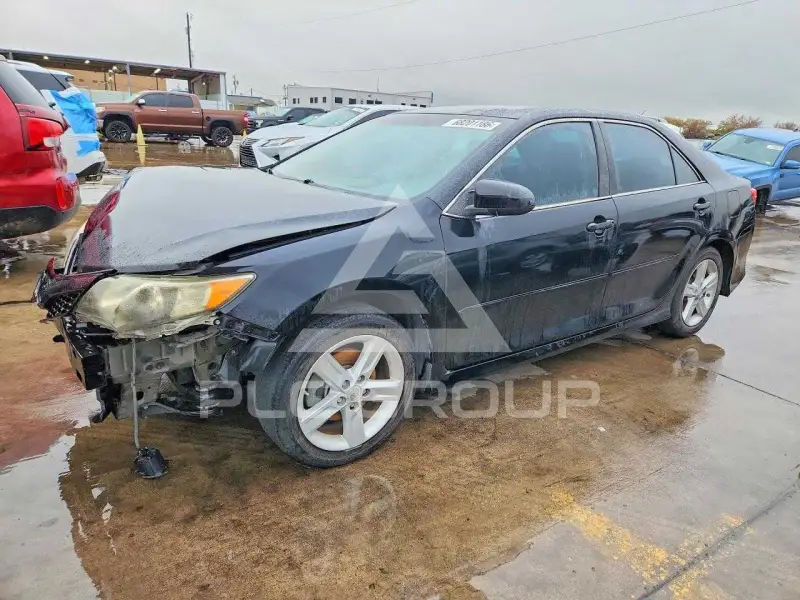2014 Toyota CAMRY фото