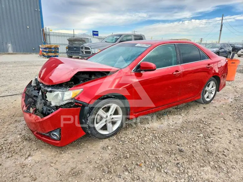 2014 Toyota CAMRY photo