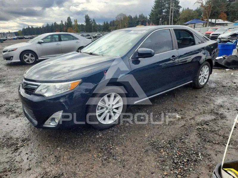 2014 Toyota CAMRY фото