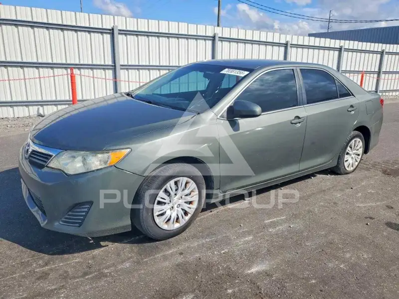 2014 Toyota CAMRY фото