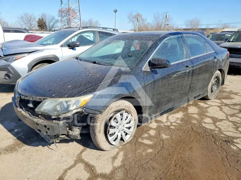 2014 Toyota CAMRY фото