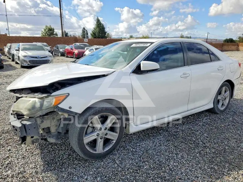 2014 Toyota CAMRY фото