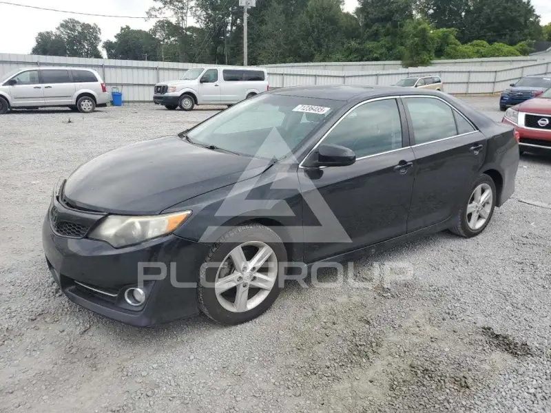 2014 Toyota CAMRY photo