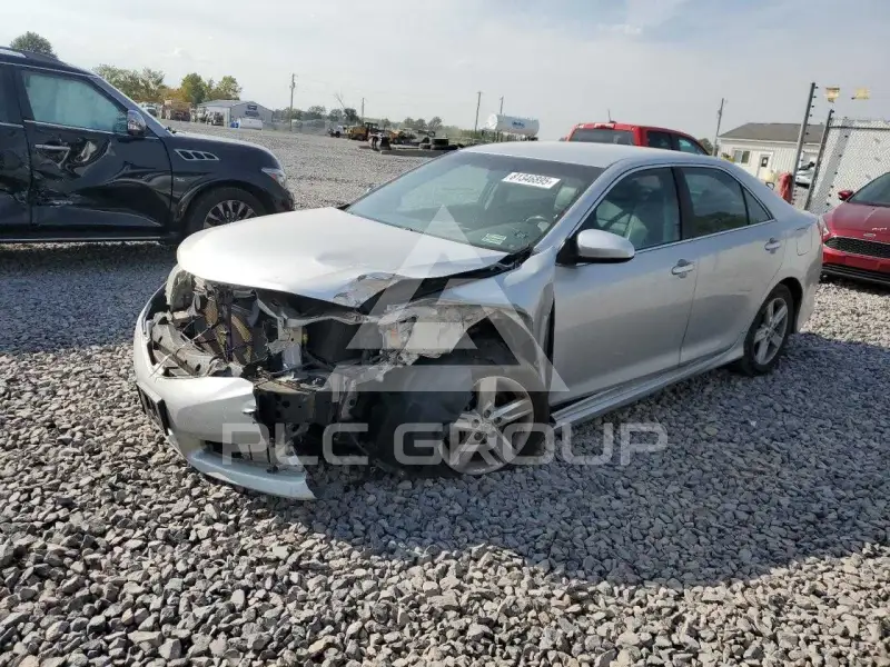 2014 Toyota CAMRY photo