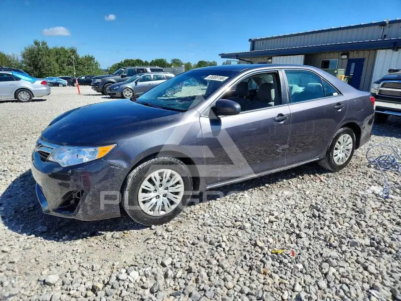 2014 Toyota CAMRY photo