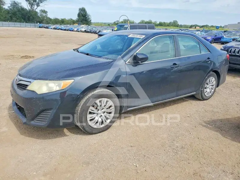 2014 Toyota CAMRY photo
