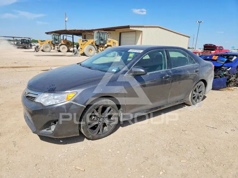2014 Toyota CAMRY фото