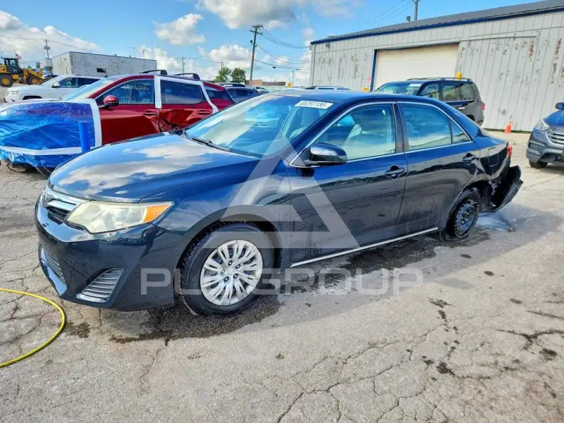 2014 Toyota CAMRY фото
