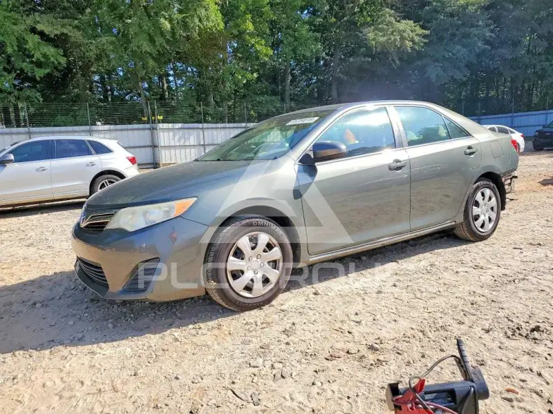 2014 Toyota CAMRY фото