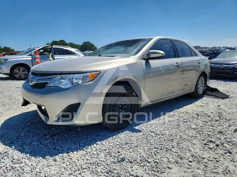 2014 Toyota CAMRY фото