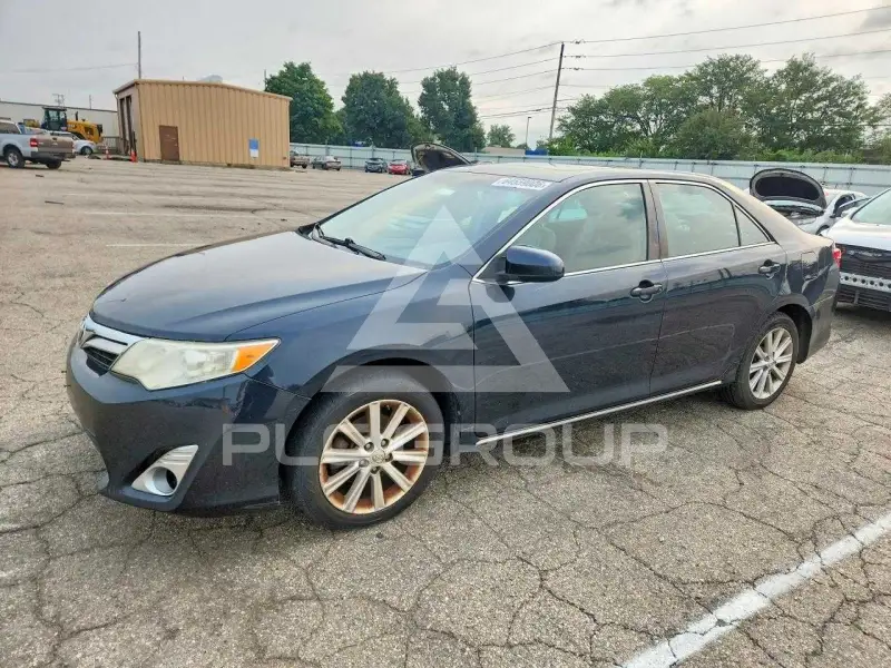2014 Toyota CAMRY фото
