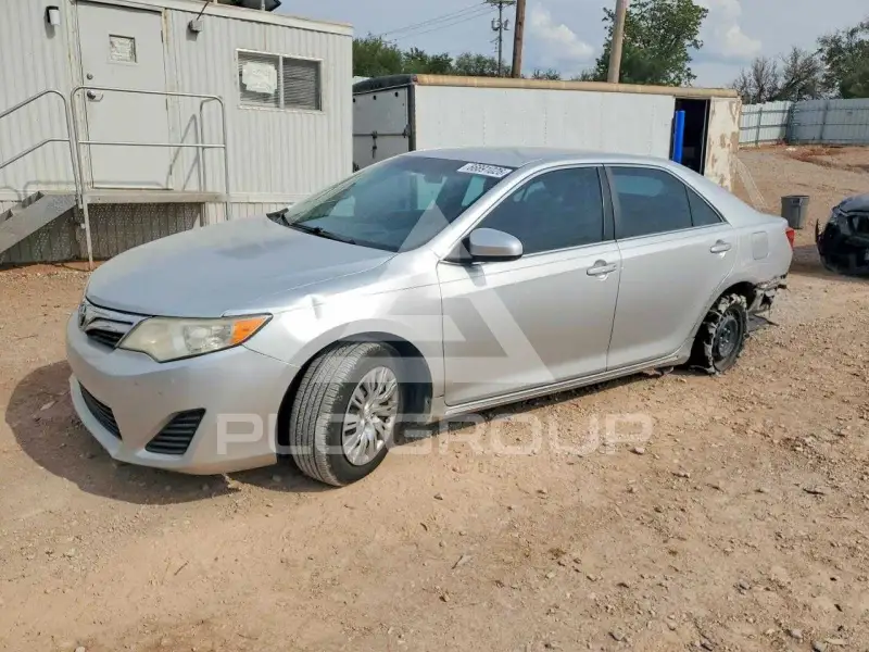 2014 Toyota CAMRY photo