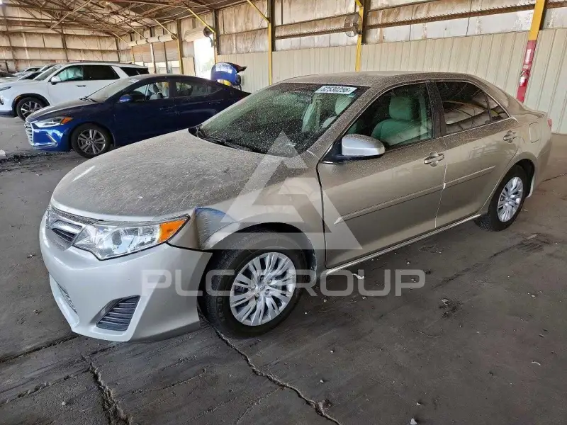 2014 Toyota CAMRY photo