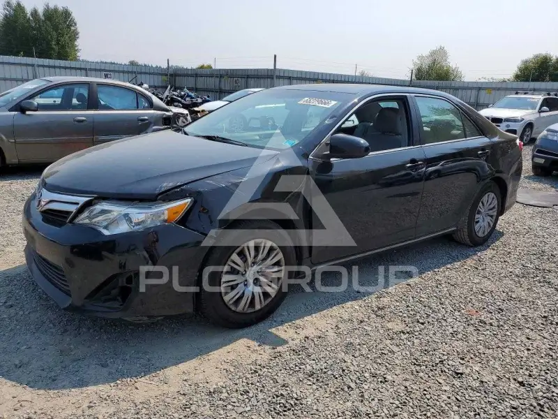 2014 Toyota CAMRY photo