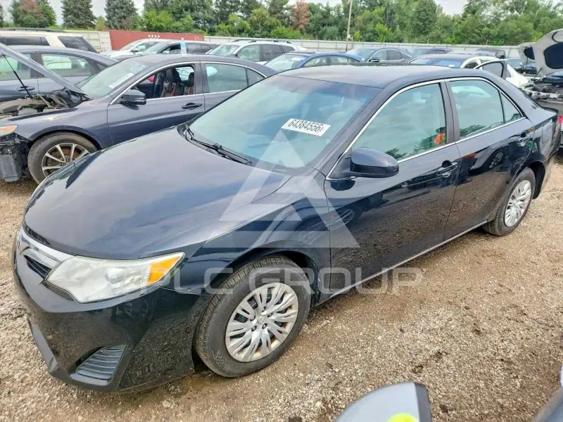 2014 Toyota CAMRY фото
