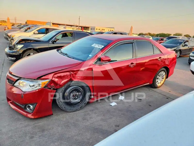 2014 Toyota CAMRY фото