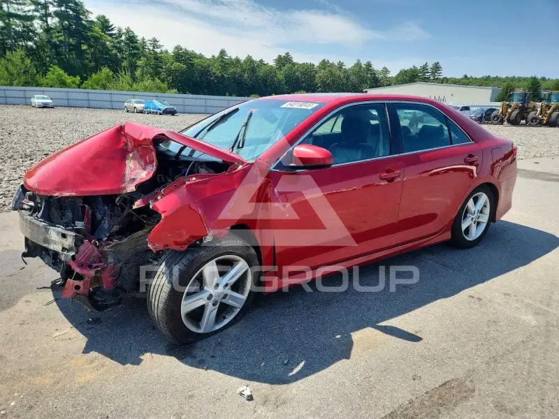 2014 Toyota CAMRY фото