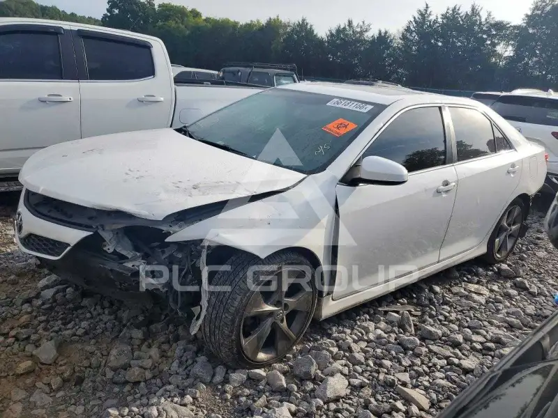 2014 Toyota CAMRY photo