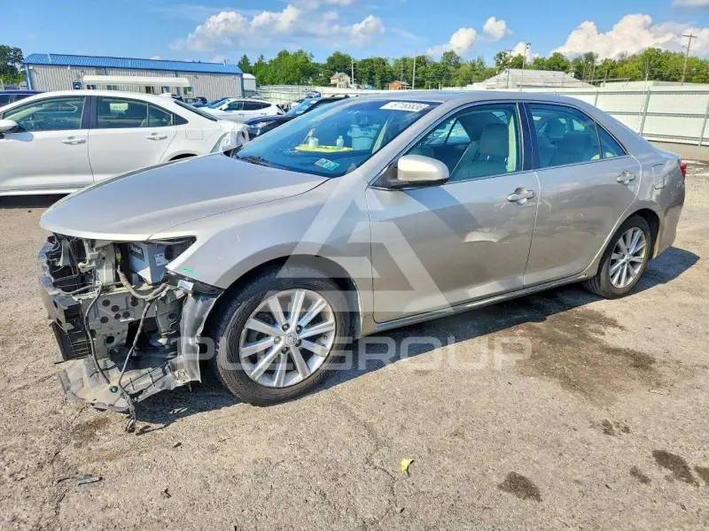 2014 Toyota CAMRY photo
