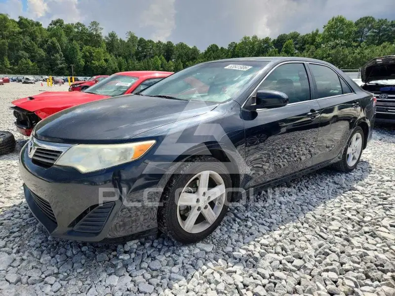 2014 Toyota CAMRY photo