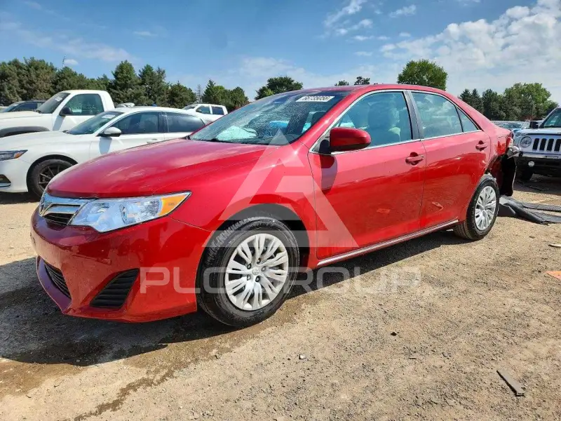 2014 Toyota CAMRY photo