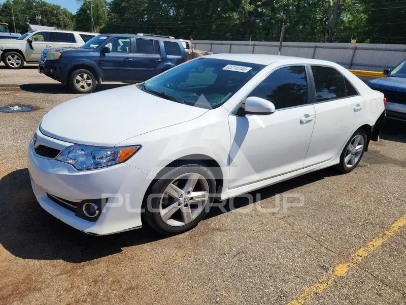 2014 Toyota CAMRY фото