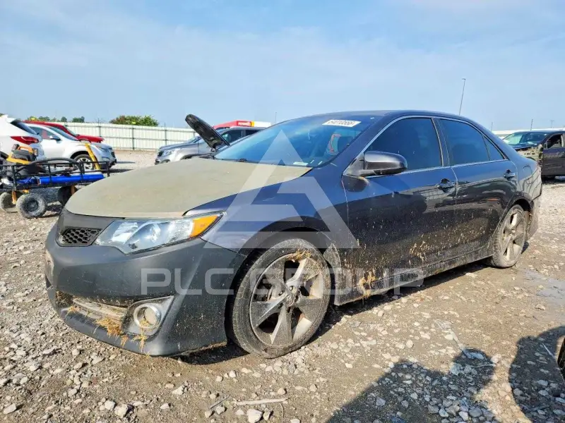 2014 Toyota CAMRY фото