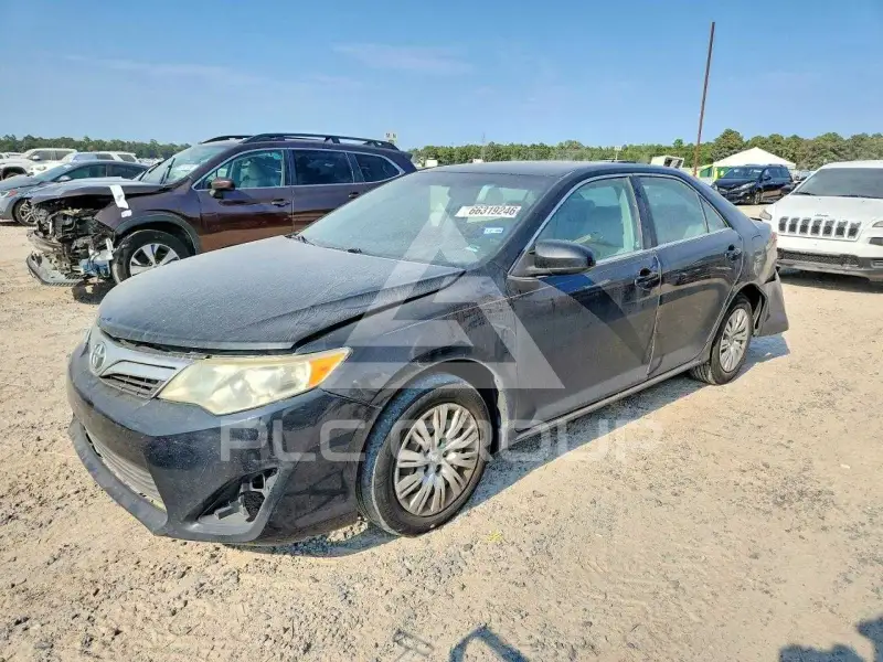 2014 Toyota CAMRY фото
