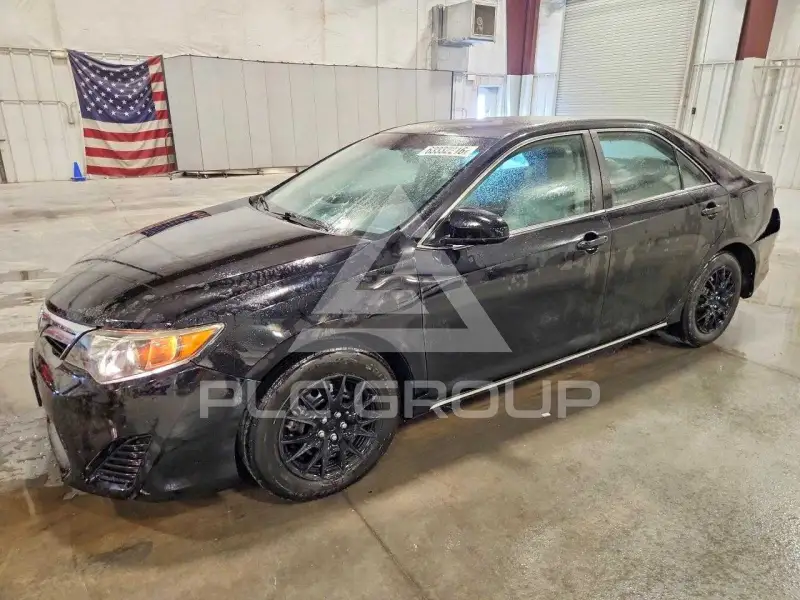 2014 Toyota CAMRY фото