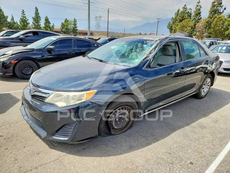 2014 Toyota CAMRY фото